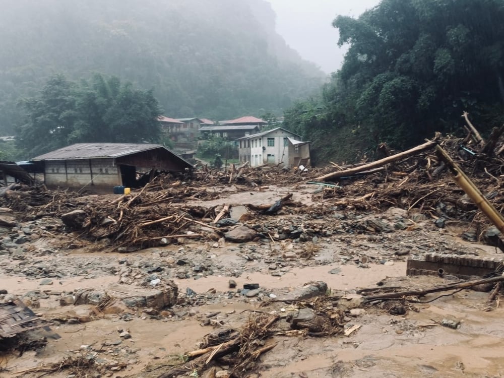 Figure 2: Severe flooding in Myanmar has led to extensive damage and destruction in the local communities. Photo © UNFPA Myanmar