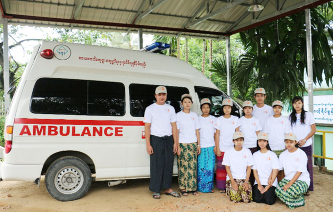 YIC members manage the ambulance service in Sarmalauk.