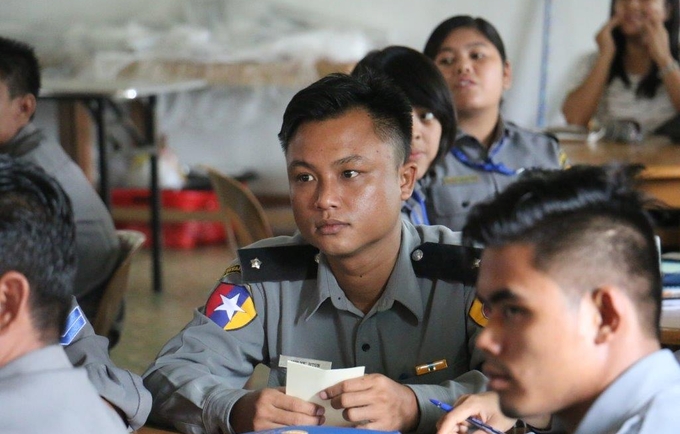 Police officers in Lashio receive training on gender-based violence.