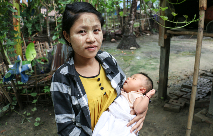 Khin Phyo, 23, and her baby survived thanks to the UNFPA-supported health volunteer’s decision to take her to hospital. 