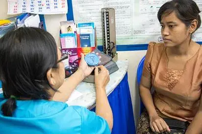 UNFPA introduces the contraceptive implant for the first time in Myanmar